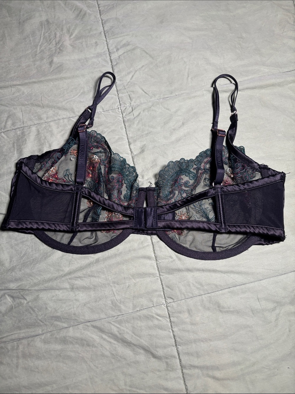 Lounge 3 Piece set w/ Black Bra, Garter Belt & Thong Jasmine - Picture 4 of 11
